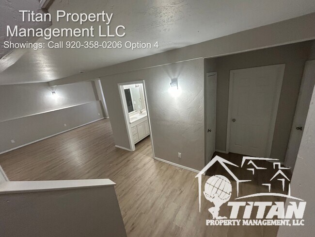 Foto del edificio - 978 Wellington Ct