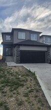 Building Photo - 3 Crystal Lk Ter