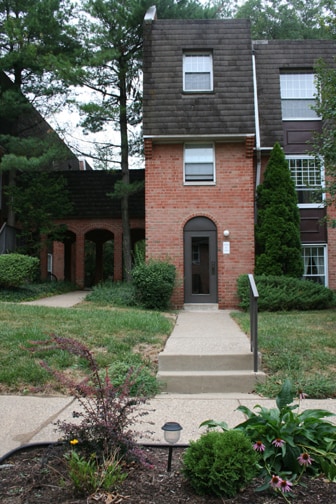 Building Photo - 4000 Gypsy Ln