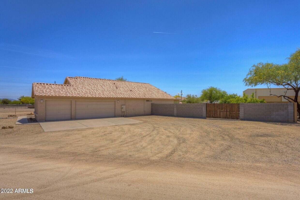 Primary Photo - 35714 7th Ave