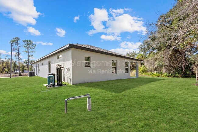 Foto del edificio - 5670 Gilroy Ave