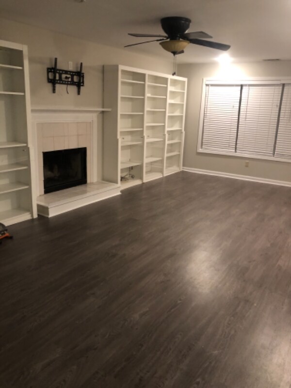 Foto del edificio - 1195 Brook Meadow Ct