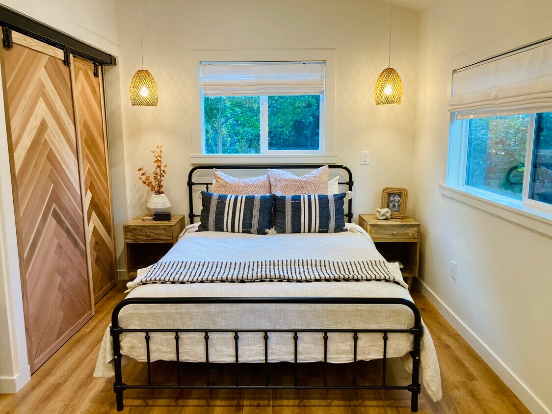 5265 Loleta Ave, Unit Half CommunityApartment in Los Angeles, CA