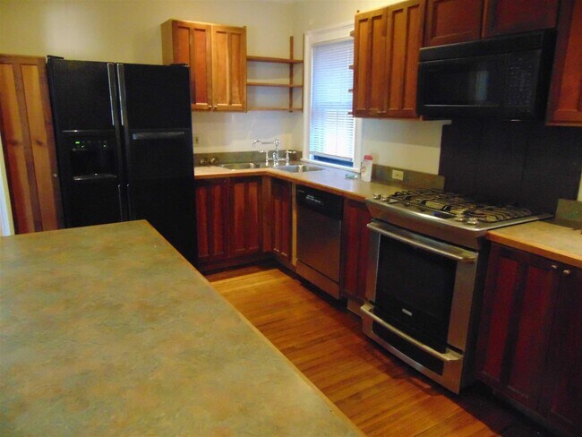 Foto del edificio - 6 Grand St