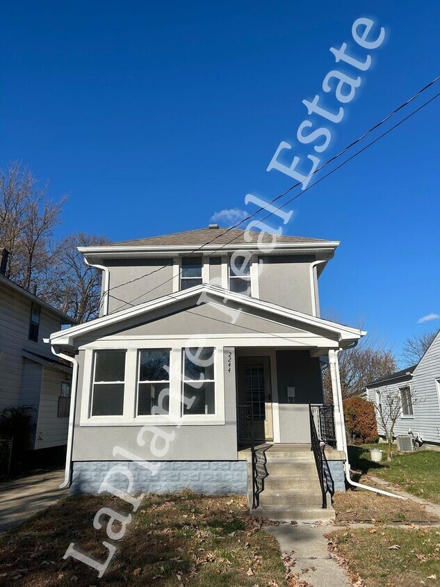 Foto principal - Charming 3-Bedroom Home with Fresh Updates in South Toledo