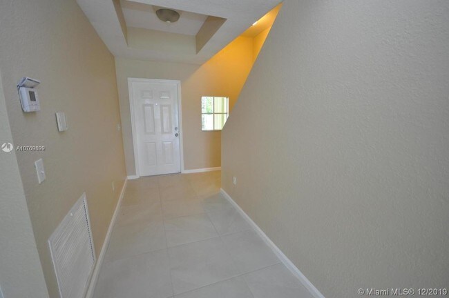 Building Photo - 4194 Emerald Vista