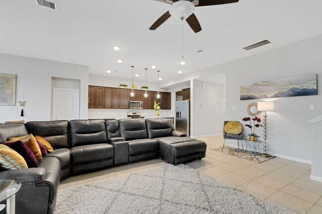 Foto del edificio - 4510 Red Yucca Dr