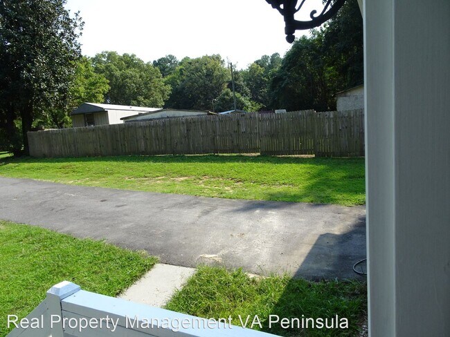 Building Photo - 3 br, 2.5 bath House - 5793 Centerville Rd.