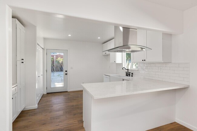 Foto del edificio - 529 Wentworth Ave