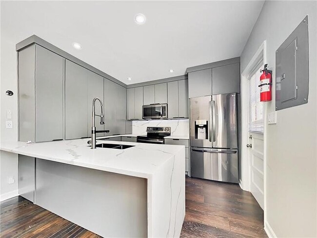 Photo - 425 Lindbergh Dr NE Apartment