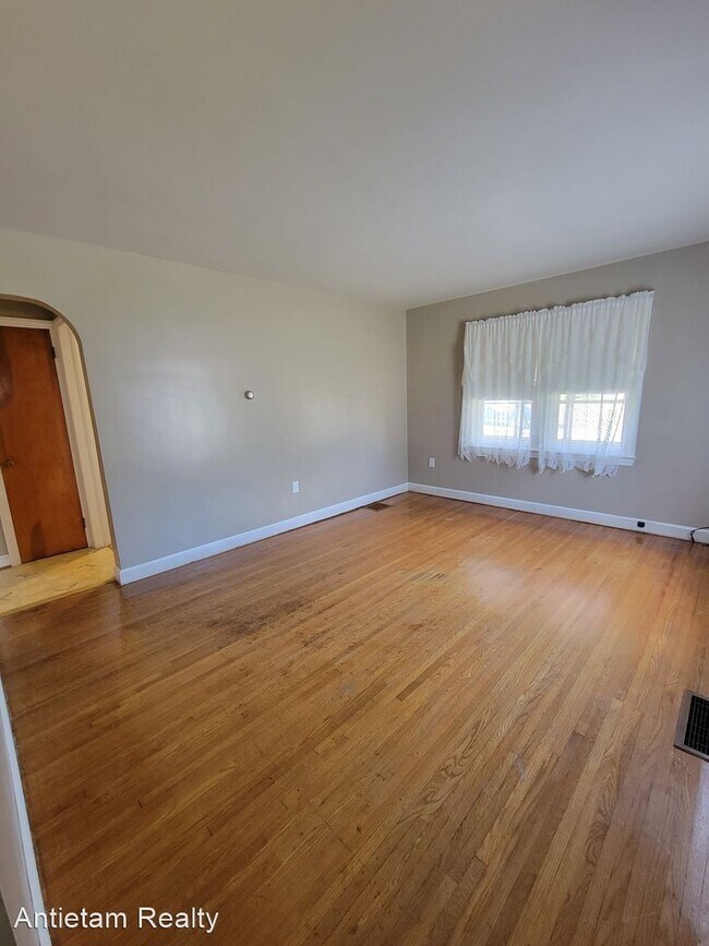 Building Photo - 2 br, 1 bath House - 3289 Anthony Highway