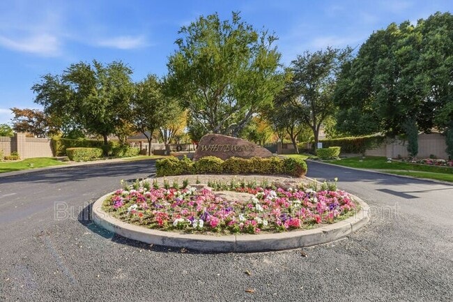 Photo - 2558 E Page Ct House