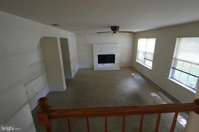 Building Photo - 117 Seneca Ridge Dr