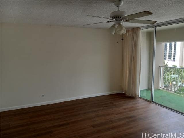 Building Photo - 430 Keoniana St