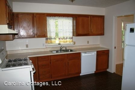 Building Photo - 3 br, 2 bath House - 117 Mountain Valley D...