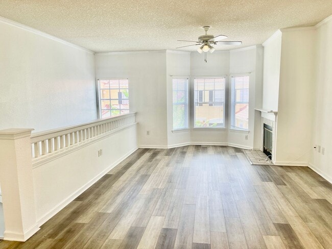 Foto del edificio - Barksdale 2 Bed / 2 Bath