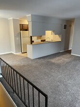 Building Photo - 4465 W Milham Ave