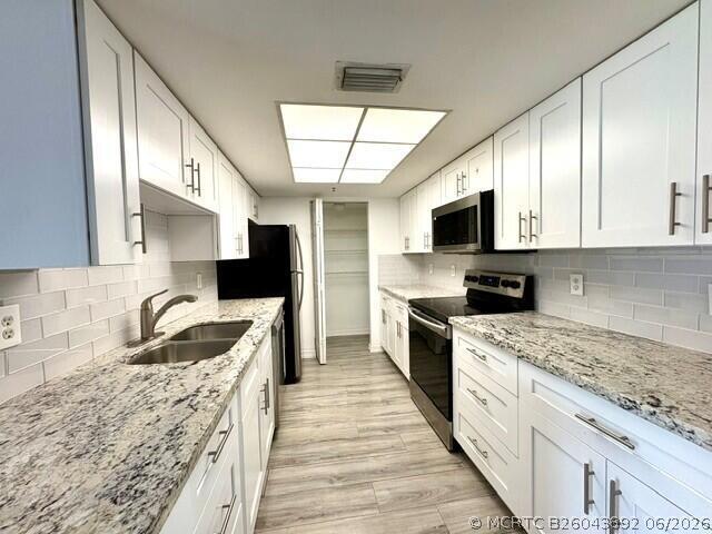 Building Photo - 100 Crestwood Ct N
