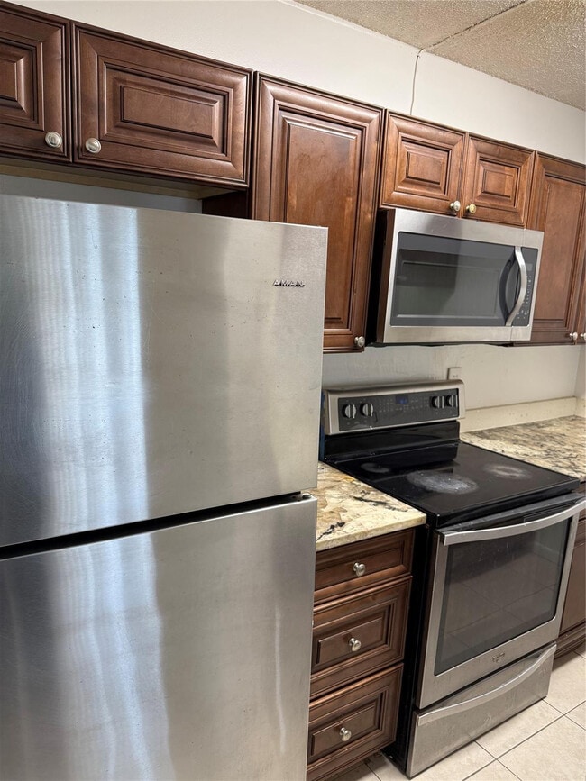 Building Photo - 2730 Forest Hills Blvd