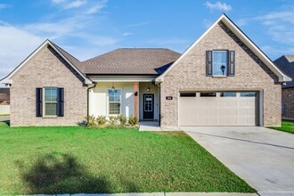 Building Photo - 104 Claystone Rd