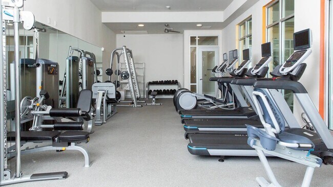 Building Photo - Modern Living: Chic 1 Bedroom Apartments f...