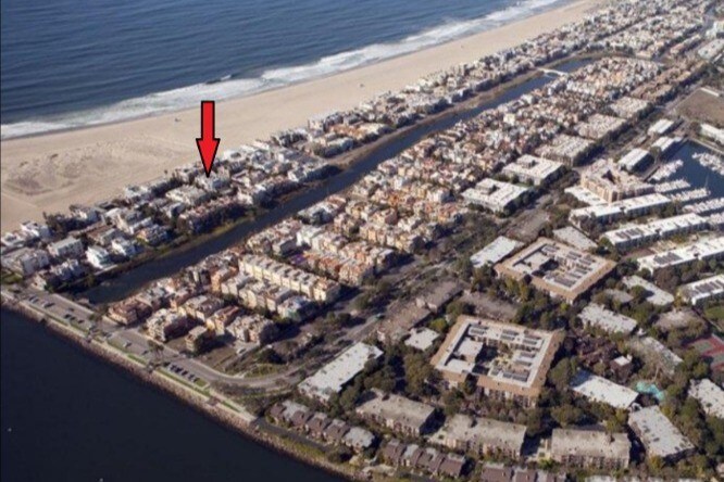 Arial View 1 - 17 Voyage St