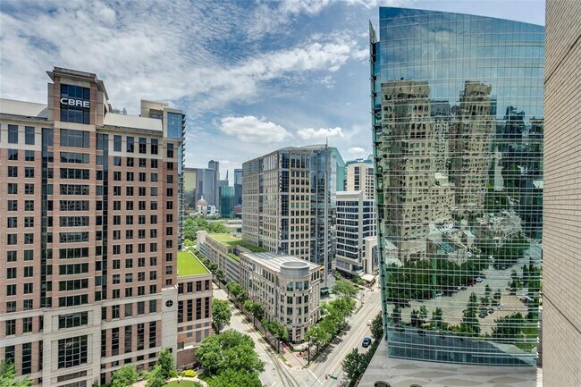 Foto del edificio - 2525 N Pearl St