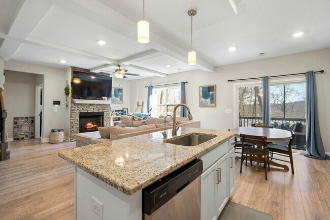 Building Photo - 1132 Eagles Nest Lane