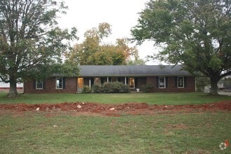 Building Photo - 7848 Nashville Rd