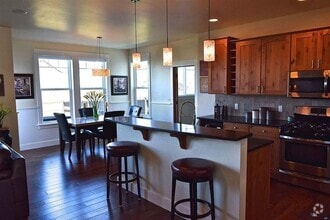 Building Photo - 4873 Triumph St
