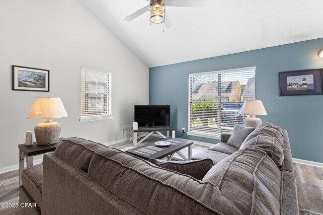 Foto del edificio - 3415 W 19th St