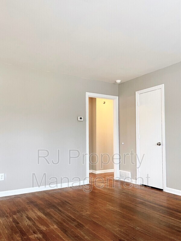 Building Photo - 3562 Bigelow St