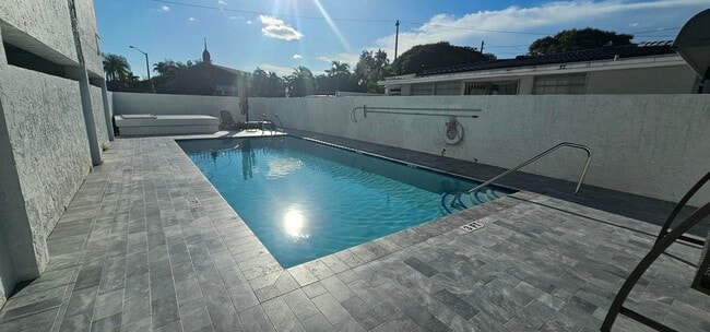 Foto del edificio - 2500 SW 6th St