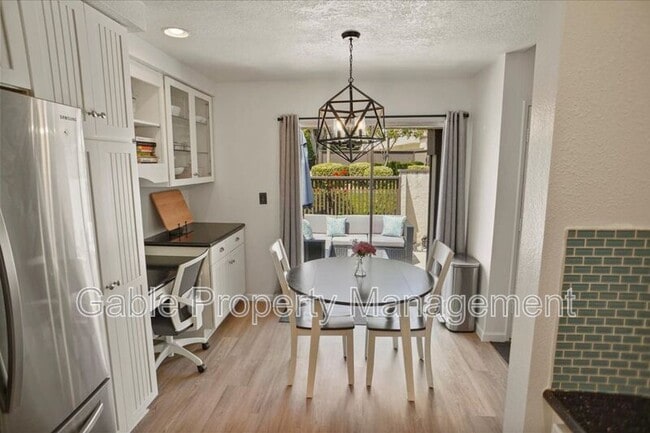 Building Photo - 24725 Sand Wedge Ln