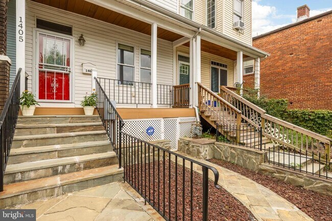 Foto del edificio - 1405 Montello Ave NE