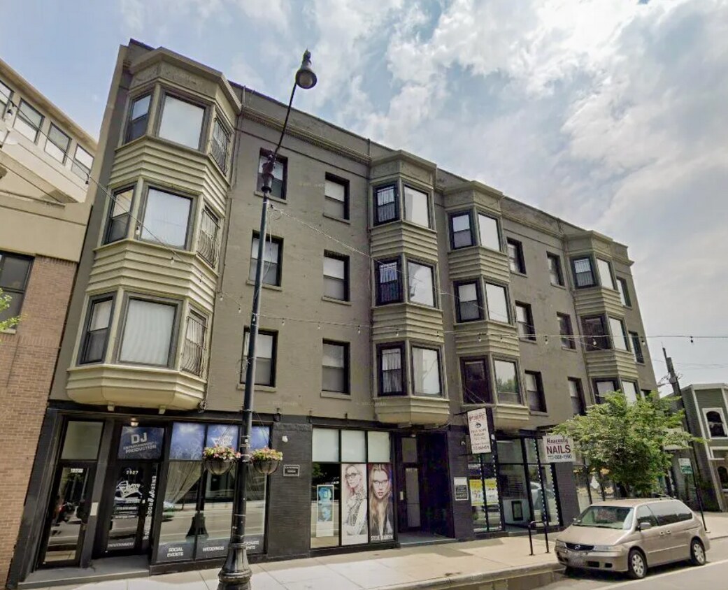 Primary Photo - 2527 N Lincoln Ave