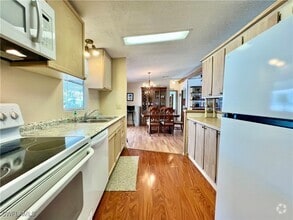 Building Photo - 573 Cape Florida Ln