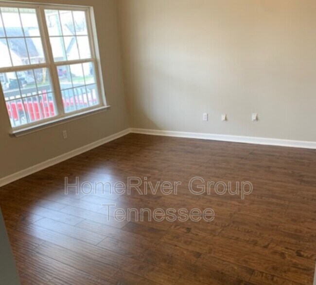 Foto del edificio - 5116 Greer Station Dr
