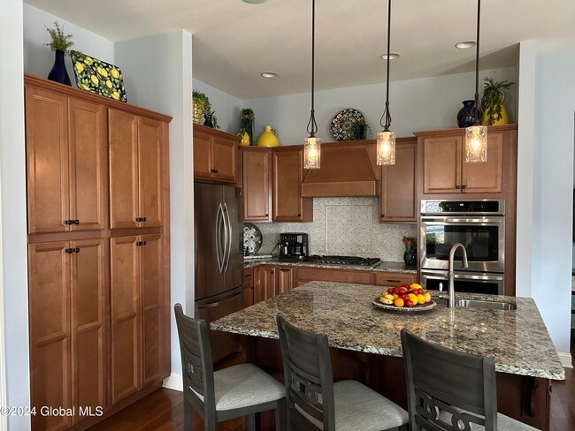 Building Photo - 53 Admirals Way