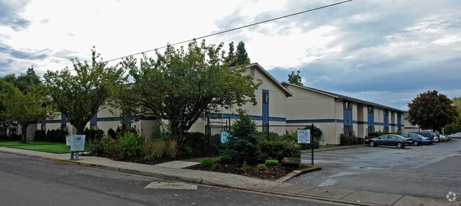 Building Photo - Centennial