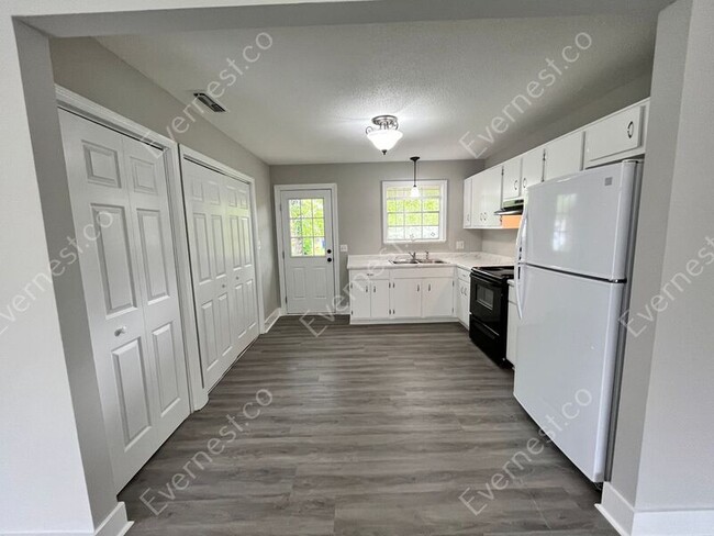 Foto del edificio - 4734 Norcross Rd