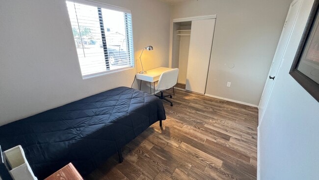 Foto del edificio - 3645 W Hadley St