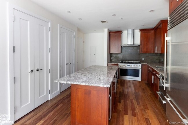 Foto del edificio - 3220 Arlington Ave