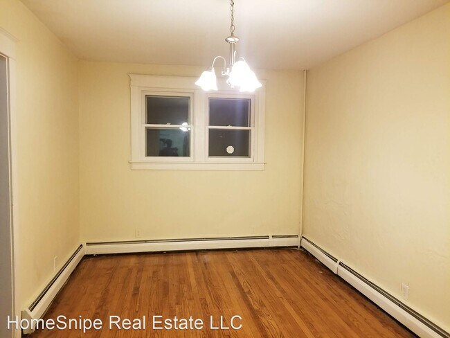 Building Photo - 3 br, 1 bath House - 640 Gordon St