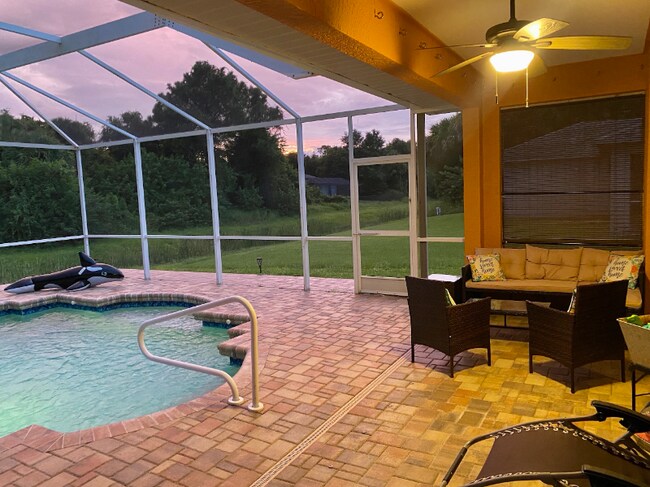 Foto del edificio - 2275 Homestead Cir