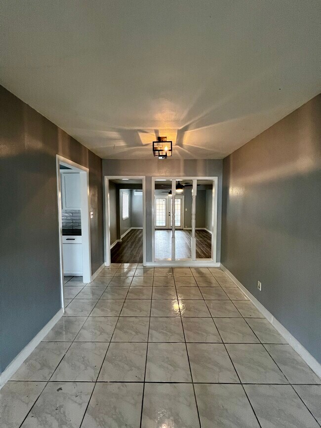 Foto del edificio - 304 Staunton St