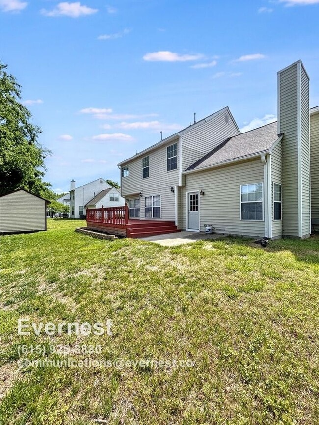 Building Photo - Spacious 4-Bedroom Home with Modern Featur...