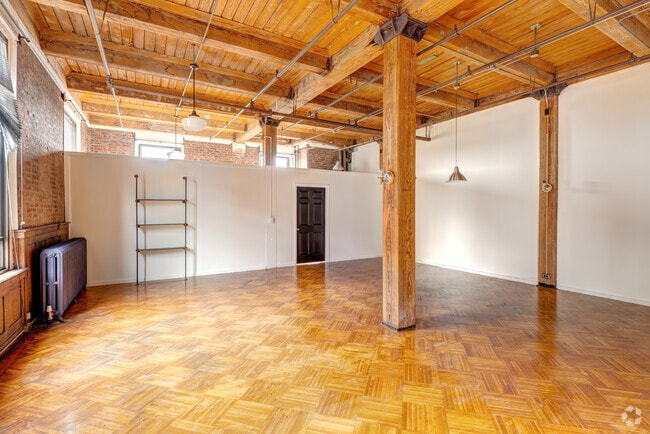 1BR, 1BA - 1,000SF - Living Room/Dining Room - The Smith Gormly