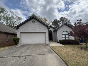 Building Photo - 1209 Ivy Brook Cir