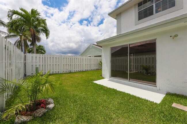 Building Photo - 3749 NW 107th Way